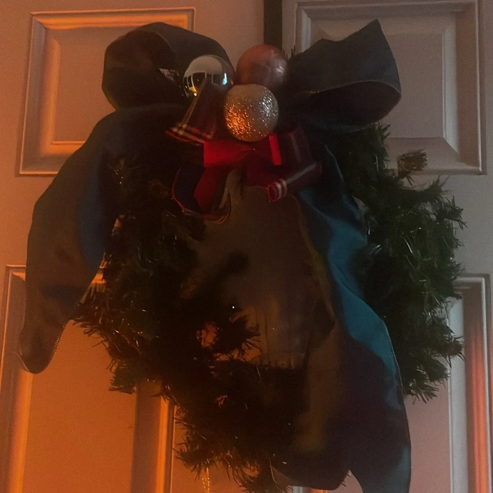 Holiday Christmas wreath plaid ribbon ornaments turquoise bow medium size